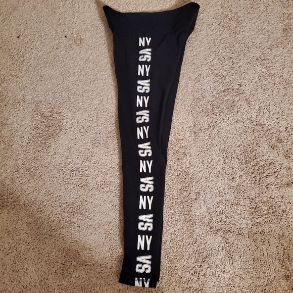 Victoria's Secret Black Women's Leggings Size Small - Picture 6 of 6